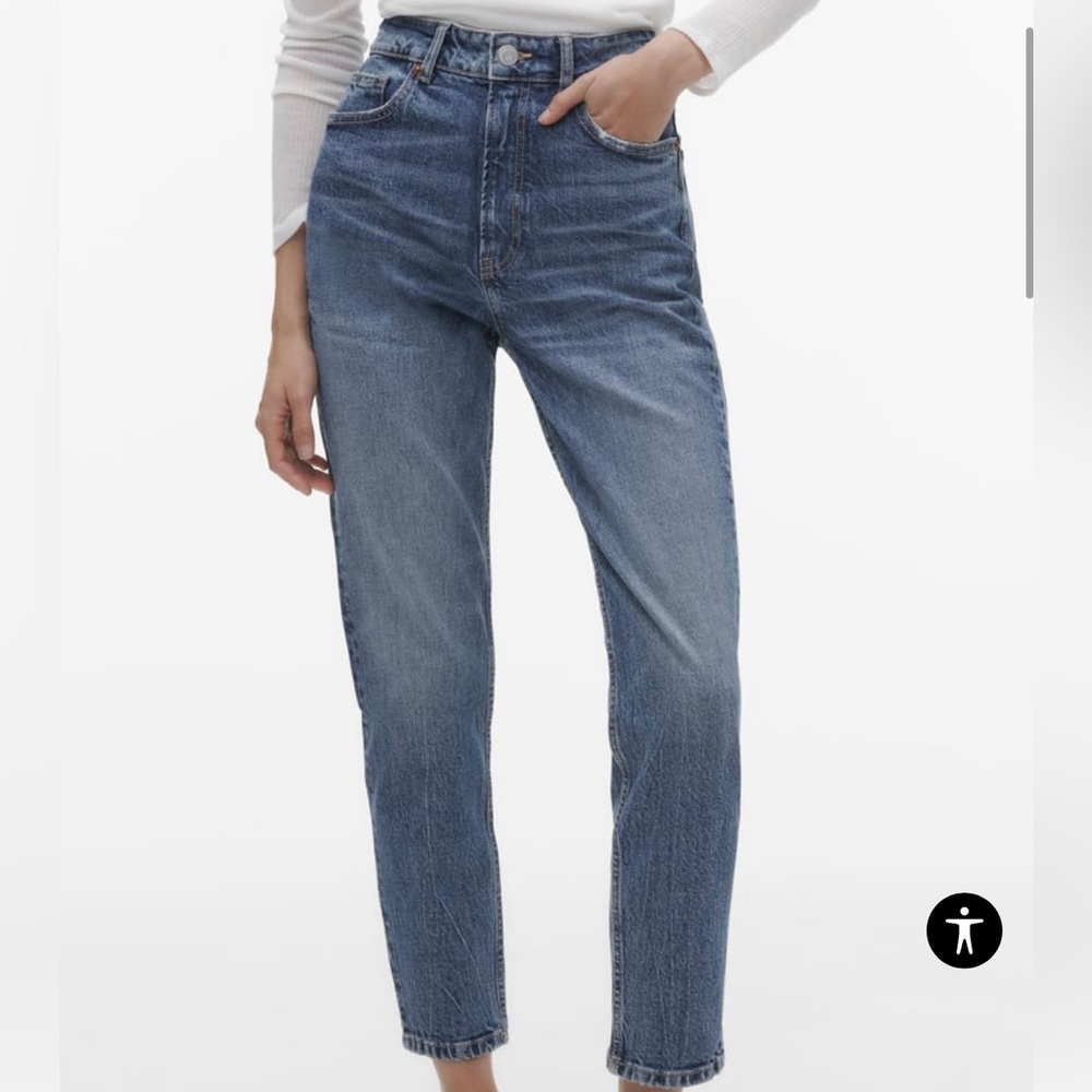 Zara High Rise Mom Jeans in Navy Blue